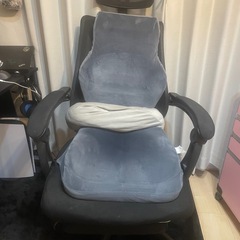 ゲーミングチェアの画像