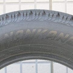 スタッドレスタイヤ　215/70R16　ナンカンAW-1　4本　深溝の画像