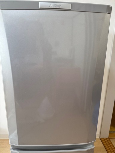 取引中】三菱 ノンフロン冷蔵庫 146L MR-P15Y-S 2014年製 一人暮らしに