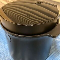 2022年製 LOCABO 糖質カット炊飯器 JM-C20E-B 説明書ありの画像