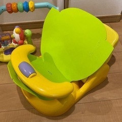 バスチェア　赤ちゃん　音がなるおもちゃの画像