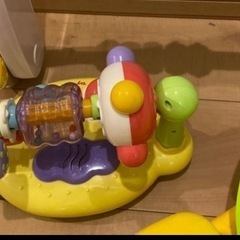 バスチェア　赤ちゃん　音がなるおもちゃの画像