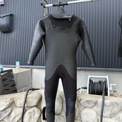 ウェットスーツ
