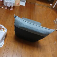 折り畳み座椅子の画像
