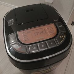 アイリスオーヤマ10合　炊飯器　自由が丘