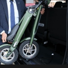 ブレイズ スマートEV  Color カーキの画像