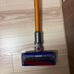 Dyson SV10コードレスクリーナー　の画像