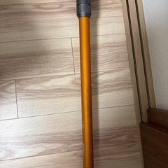 Dyson SV10コードレスクリーナー　の画像