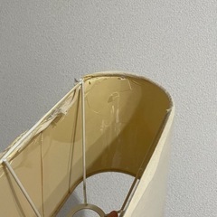 ニトリ　小判型シェードテーブルランプの画像