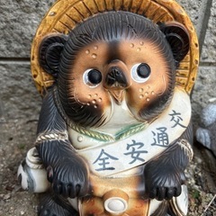 たぬきの置物の画像