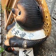 たぬきの置物の画像