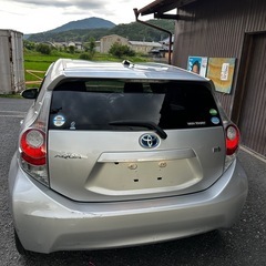 トヨタアクア 1.2万km プッシュスタートETC,TV，ナビ、バックカメラ　2年車検付きの画像