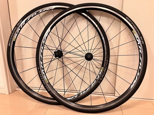 Mavic Aksium ホイールセット（前後） シマノフリー＋タイヤ付き Mavic Aksium ホイールセット（前後） シマノフリー＋タイヤ付き