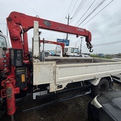 いすゞ　2トンユニック車　低走行　の画像