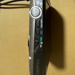 Canon IXY 10S シルバー　コンパクトデジタルカメラの画像