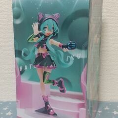 『初音ミク』フィギュア・２体の画像