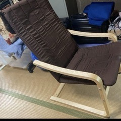 ブラウンチェアーの画像