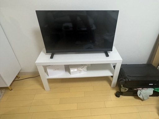 テレビ(42インチ)、テレビ台