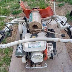 クボタ2輪１条刈りバインダー　HE30A-Lの画像