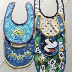 ディズニー、Disney柄違いエプロンシリーズ 5枚セット、スタ...