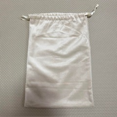 【新品】swaddle merry ベビー　ベロア　巾着の画像
