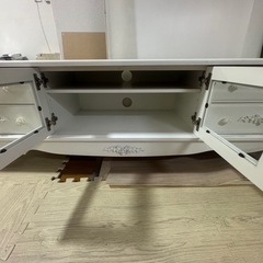 白いローボード　姫家具　アンティーク家具　猫脚家具の画像