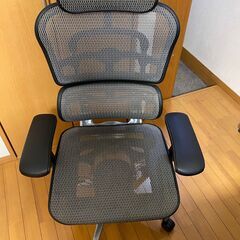 【ジャンク】エルゴヒューマン ベーシック【高級オフィスチェア】