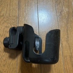 【無料】コンビ ベビーカー専用設計 カップホルダー ブラックの画像