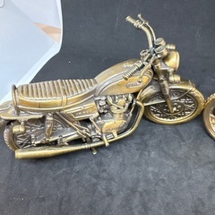 バイク置物（世界の名車650xs-1）2台の画像