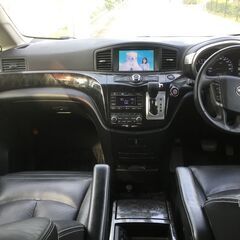 エルグランド　ライダー　車検8年1月　両側Pスラ　フリップダウンモニター　ETC　ナビ　テレビ　スマートキー　プッシュスタート　ライダー純正エアロ　ライダー純正アルミホイール ①の画像
