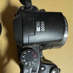 GE X600 コンデジ　超望遠26-676mm