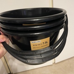 3個7.5リットルバケツの画像