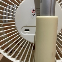 ★お話し中★【中古】クリップ式卓上扇風機　充電タイプ　コードレスの画像