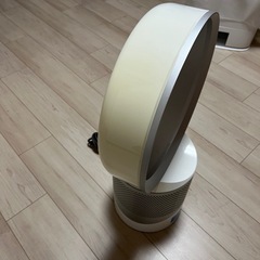 ダイソン　扇風機　日焼け後有の画像