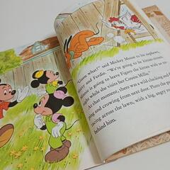 【英語の絵本】Mickey Mouse  The KITTEN-SITTERSの画像