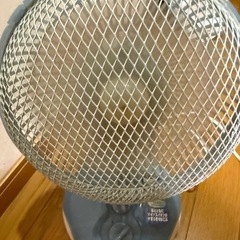 卓上扇風機の画像