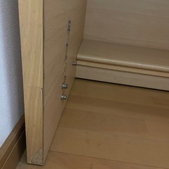 【無料！】学習机  昔ながらの機能性デスク コンセントプラグ付きの画像