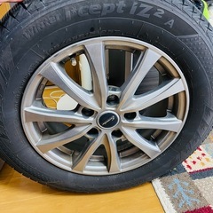 スノータイヤ　4本ホイルセットの画像