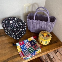 無料　バスケット　小物入れ等　