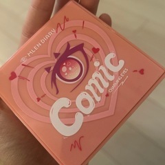 つけまつげの画像