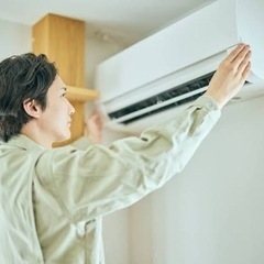 【高収入❗️未経験から始められるエアコン取付スタッフ募集💪】の画像