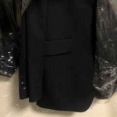 【7/18まで値引きします】スーツ3点セットの画像