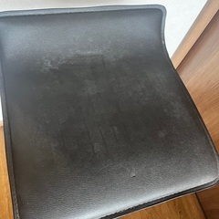 カウンターチェアの画像