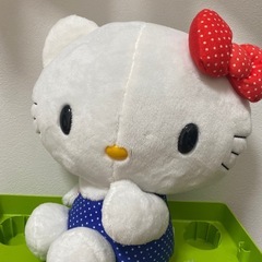 サンリオ　キティ　ぬいぐるみ　30cmくらいの画像