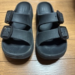  TRELICサンダル 23.5か23の画像