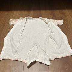 【無料】ベビー服(60-70)花柄差し上げますの画像