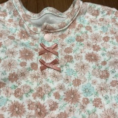 【無料】ベビー服(60-70)花柄差し上げますの画像