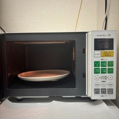 【オーブン機能付き / 無料】電子レンジ HERB Relax YMW-W16D1（2018年製）の画像