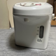 電気ポットの画像