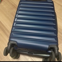 Delsey Parisの機内持ち込みスーツケースの画像